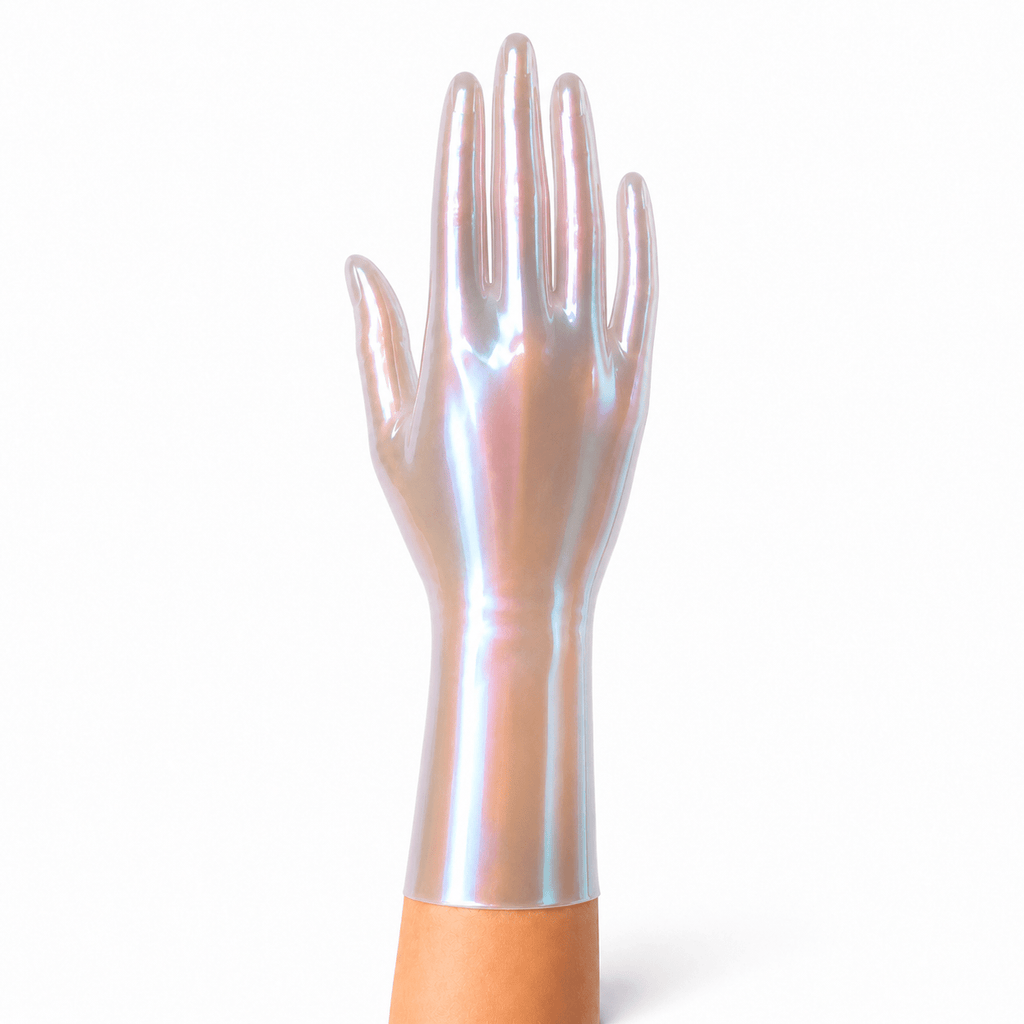 Perlmutt schimmernde kurze Latexhandschuhe in Semi Transparent Natural mit natürlicher transparenter Optik